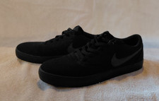 Nike Herren Sneaker Sportschuh Schwarz Low To...