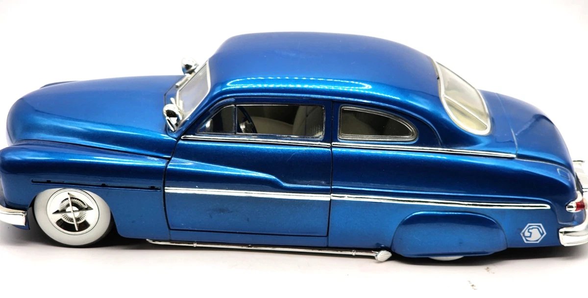ERTL American Muscle Mercury 1:18 Scale Diecast Cars, Trucks