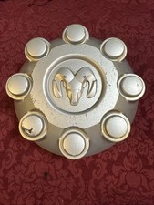 08-13 Dodge Ram 2500 3500 Oem Wheel Center Cap Silver Non Dually 52121450ad