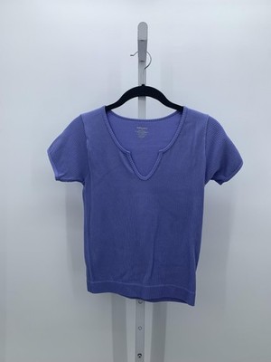 Size Medium Juniors Short Sleeve Shirt