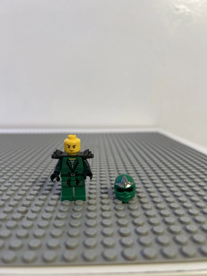 Conjunto Lego Ninjago: Lloyd Zx (9574) aposentado em 2012 (verifique a descrição para detalhes) - Imagem 2 de 4