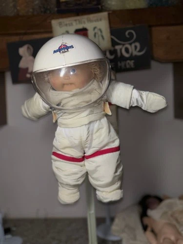 Adorable Vintage 1986 CPK Cabbage Patch Kid Young Astronaut w/ Adoption Papers
