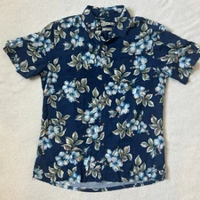 Batik Bay Medium Hawaiian Mens Short Sleeve Button 100% Rayon Hawaiian floral