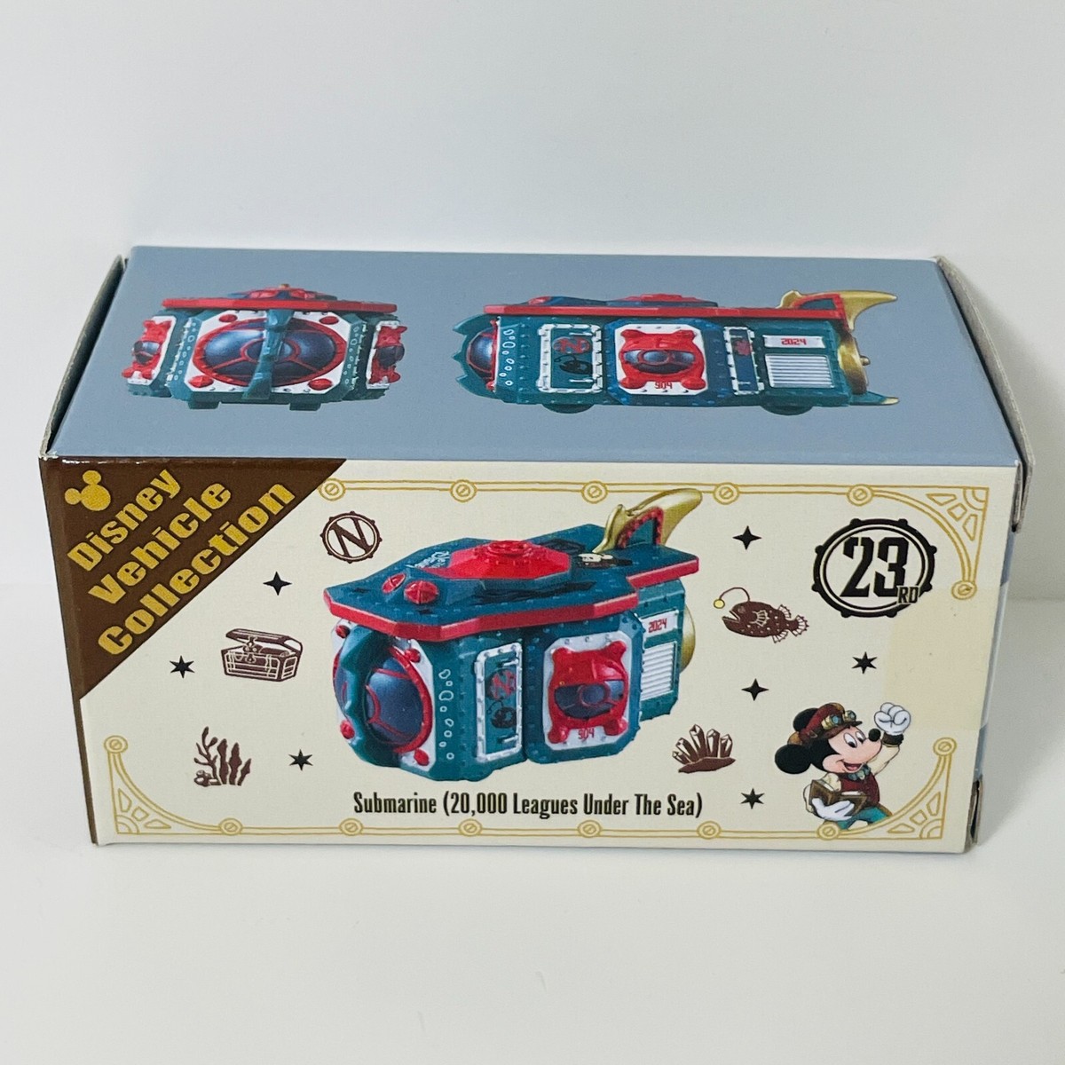 Disney TOMICA 20000 Leagues Under The Sea Submarine Tokyo