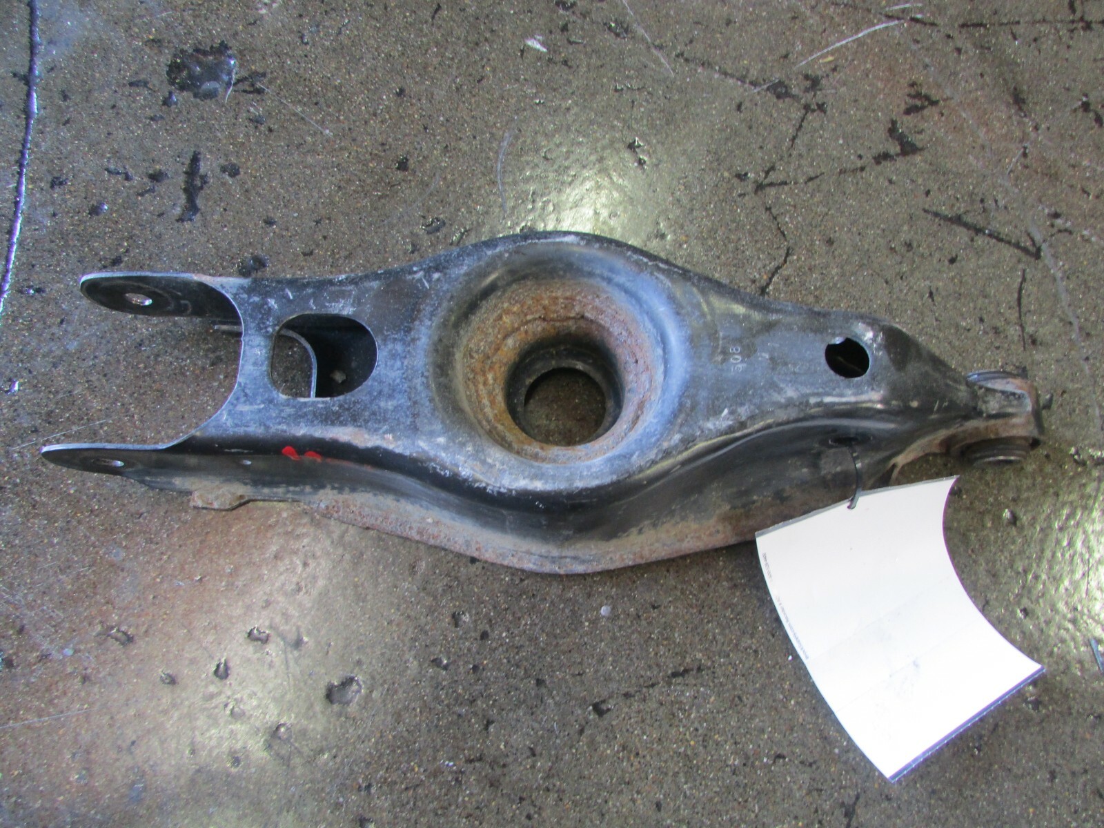 Maserati Ghibli, LH, Left Rear Lower Control Arm, Used, P/N 670036580