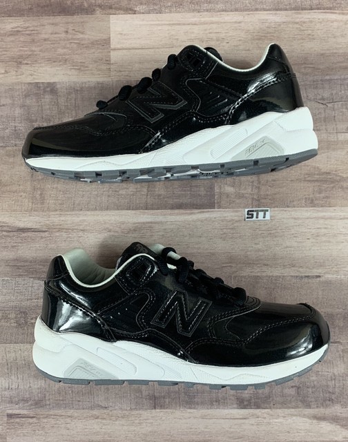 Size 6 - New Balance 580 Black Patent 