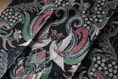 Tissu Batik Coton de Solo Java Indonesie – fleuri 246 cm x 123 cm NEUF - Photo 1/3
