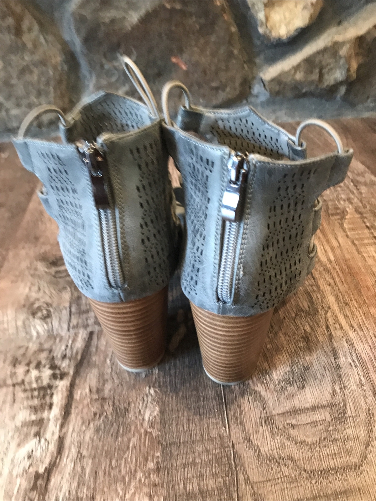 Women's Boutique Gray Faux Leather High Heeled Sandals Boots Boho Sz 11