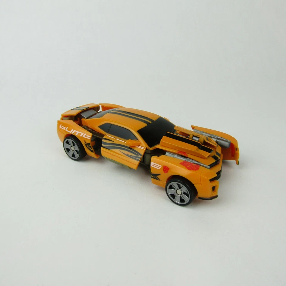 Transformers 2011 Dark Of The Moon Stealth Bumblebee Force Basic Collectible - Image 2 of 4