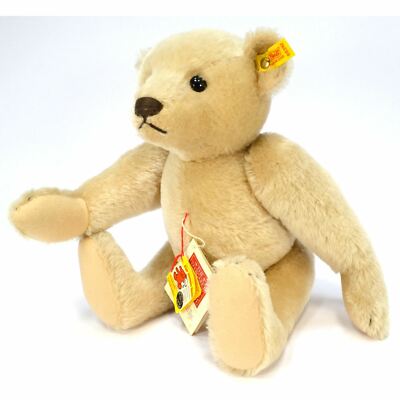 Steiff 015742 Margaret Strong Cream Bear Replica 1908 16 Inch 1984