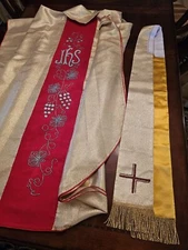 Catholic Clergy Vestmens Priest Bishop Gold Chasuble with Stole