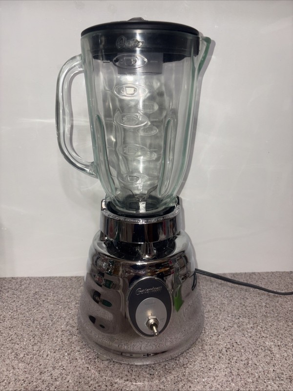 VTG Osterizer Classic Blender Beehive Chrome 500W 5-Cup Glass Jar 2-Speed Toggle