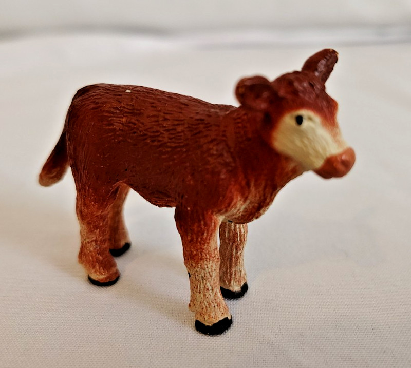 Safari Ltd Miniature Hereford Calf  Figure Toy