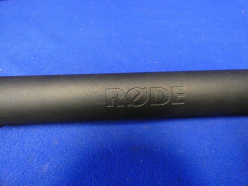 Rode NTG-3B Moisture Resistant Shotgun Condenser Microphone w/XLR Cable, Mount - Picture 15 of 15