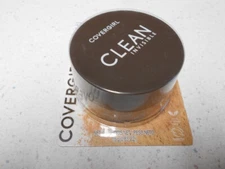 Covergirl Clean Invisible Loose Powder #130 TRANSLUCENT MEDIUM