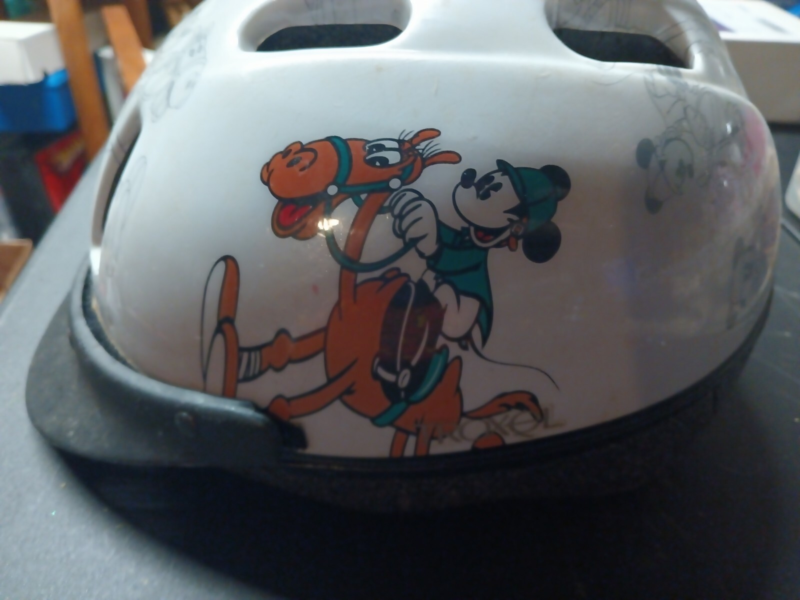 Picture 2 of 3