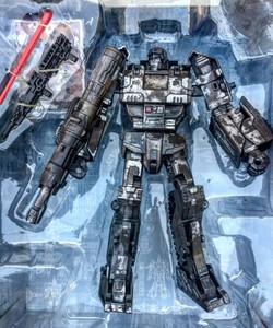 transformers generations leader class