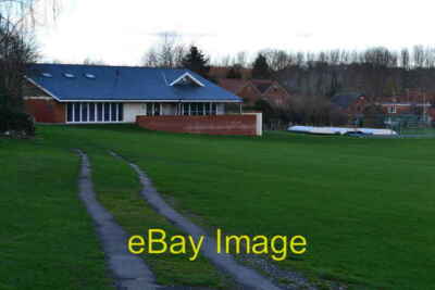 Foto 6x4 The David Roth Cricket Ground Easton c2014
