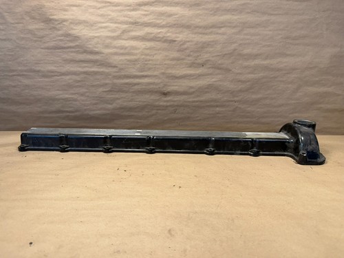Jaguar V12 Aluminum LH Side Cam Cover OEM C35801 - Picture 2 of 6