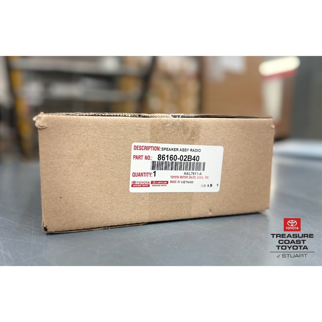 NEW OEM TOYOTA 2019-2025 CAMRY REAR DOOR PIONEER SPEAKER 86160