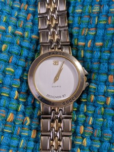 gucci watch value