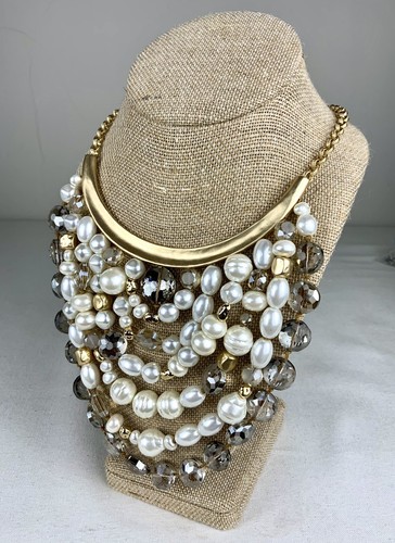 NWT! CHICO’S BAROQUE PEARLS CRYSTAL BEADS COLLAR BIB NECKLACE GOLD ADJUSTABLE - Picture 2 of 9