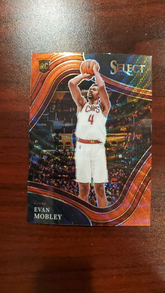 2021-22 Evan Mobley Select Courtside #272 Red Wave Prizm RC