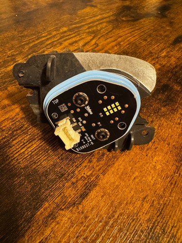 Tagfahrlicht LED Vorschaltgerät für Tesla Model 3 und Y Scheinwerfer B109037-B