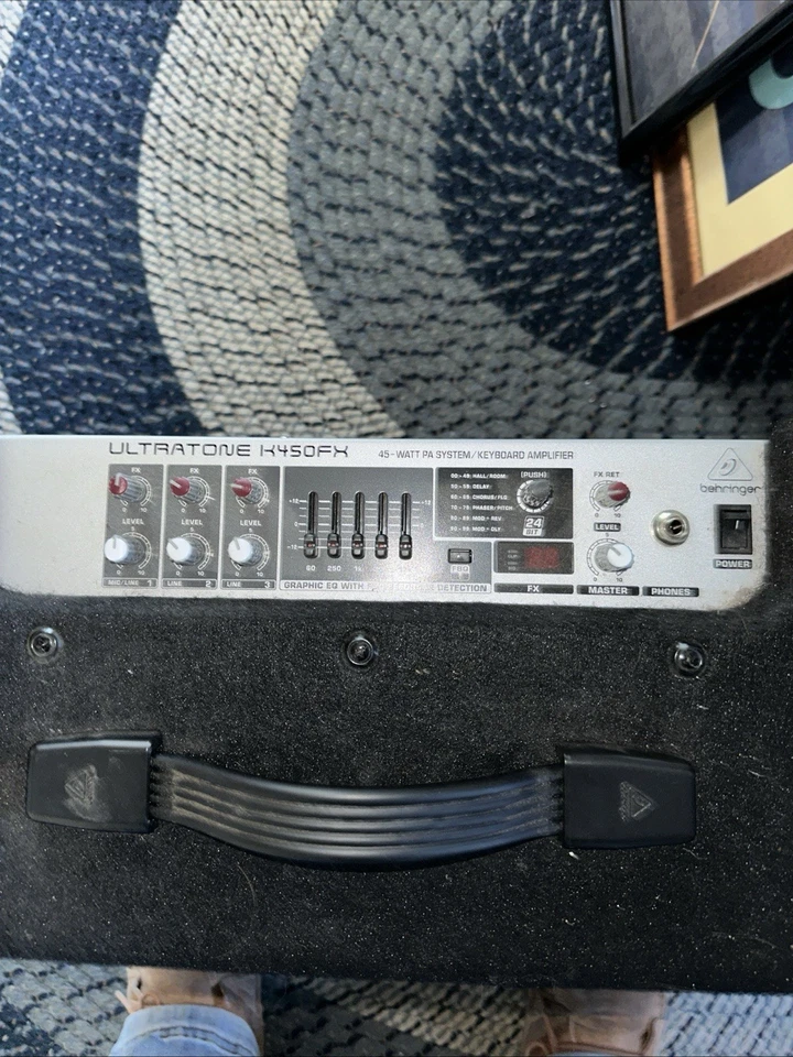 Behringer Ultratone K450FX 45W-PA/Keyboard AMP  and  Cover - Image 2 of 4