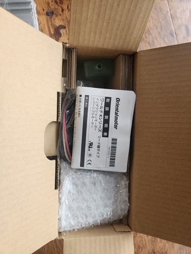 NEW IN BOX ORIENTAL MOTOR 4IK25GN-CW2E INDUCTION MOTOR - Picture 4 of 6