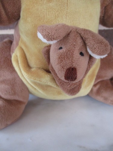 Teddy Mountain Kangaroo Mom + Baby 14" Plush Brown +Gold-Joey Is Finger Puppet - Picture 2 of 6