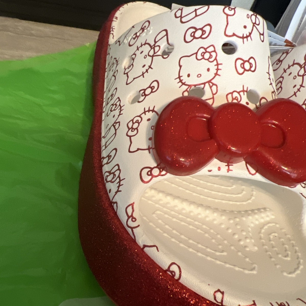 Crocs x Hello Kitty Stomp Slide 50th Anniv Red Glitter W8 M6