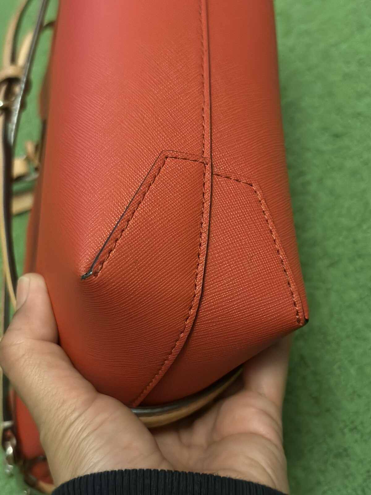 Oroton “Estate” Red Saffiano Leather Tote Handbag eBay