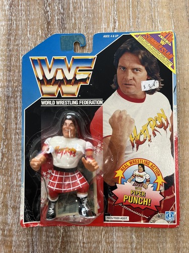 WWF Hasbro moc Rowdy Roddy Piper...