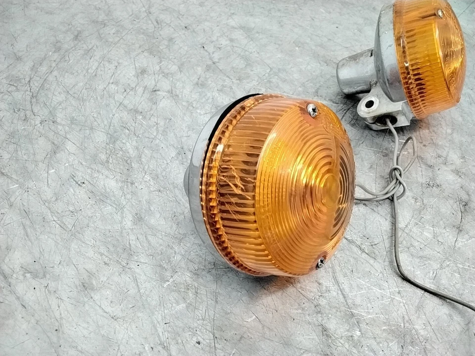 Kawasaki KZ400C 1978 OEM INTERMITENTES TRASEROS IZQUIERDO DERECHO LUCES INDICADORES Foto 3 de 4