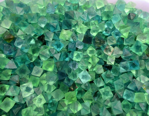 1/2 lb Beautiful Blue & Green Fluorite Octahedron Crystals - Bulk Lot - Picture 2 of 6