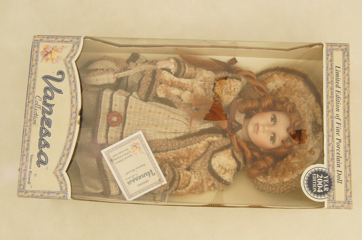 Limited Edition Fine Porcelain Doll Vanessa Ricardi 2004 Edition
