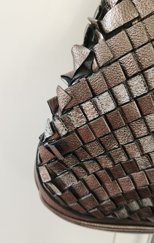 Burberry Metallic Grey Leather Brooke Hobo Bag - Picture 3 of 11