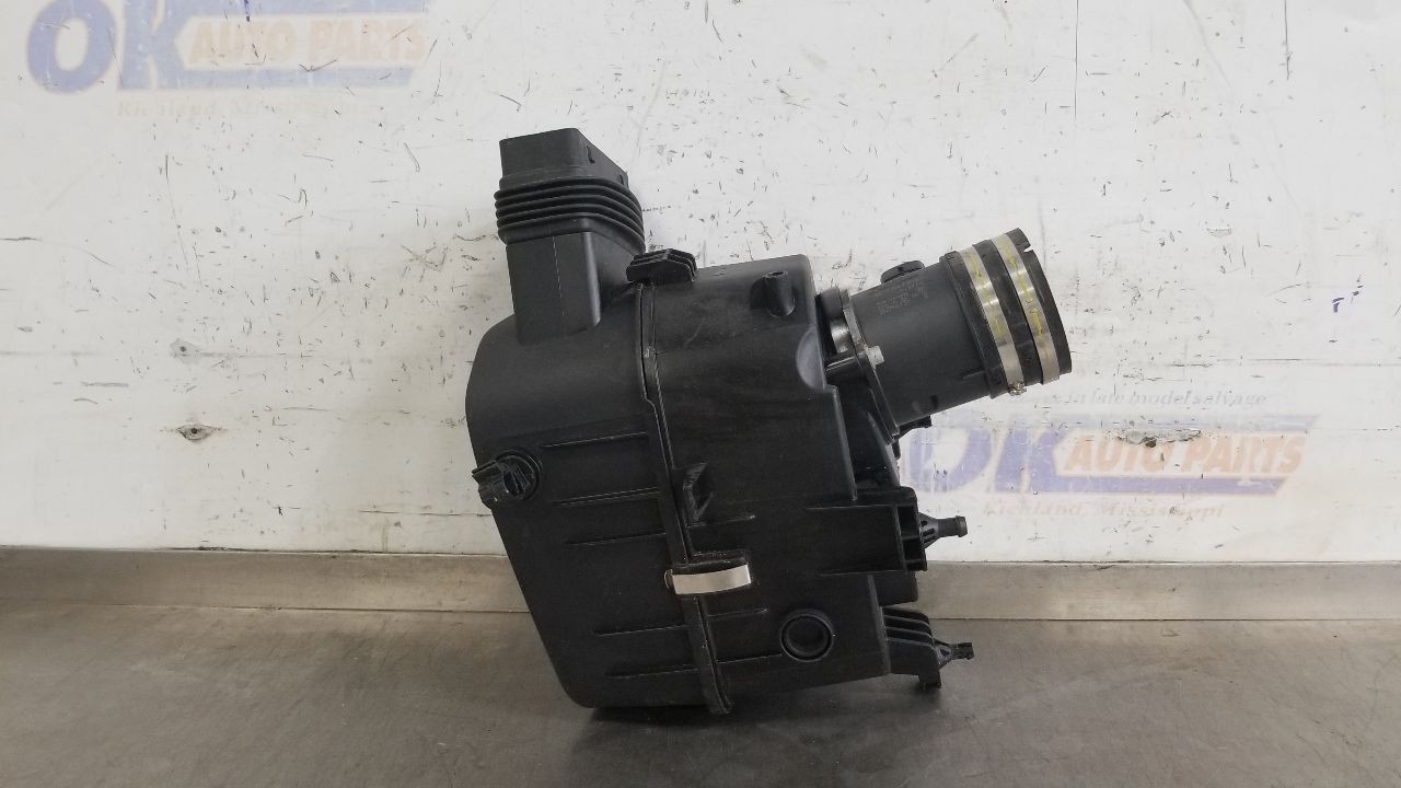 17 2017 MASERATI GHIBLI 3.0L DRIVER LEFT ENGINE AIR CLEANER AIR INTAKE BOX 
