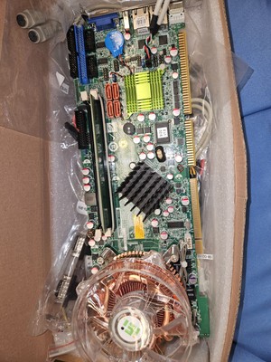 IEI Rocky-3786EVGU2-RS-R40 REV 4.0 Industrial Embedded PC   Intel Atom, I/O Expa