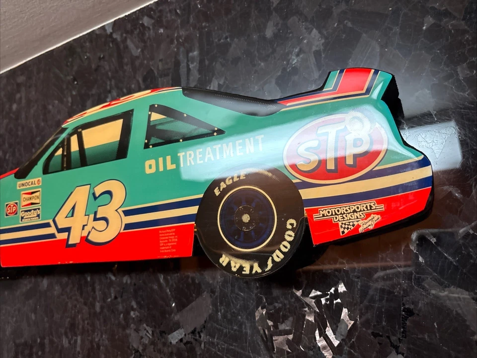 "Reloj de coche vintage Richard Petty madera bellamente laminada 20"" X 6"" X 1,5""" Foto 4 de 4