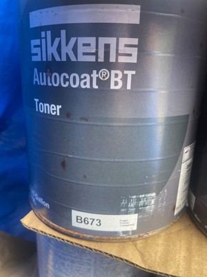 AkzoNobel Sikken AutoCoat BT B673 Bright Maroon