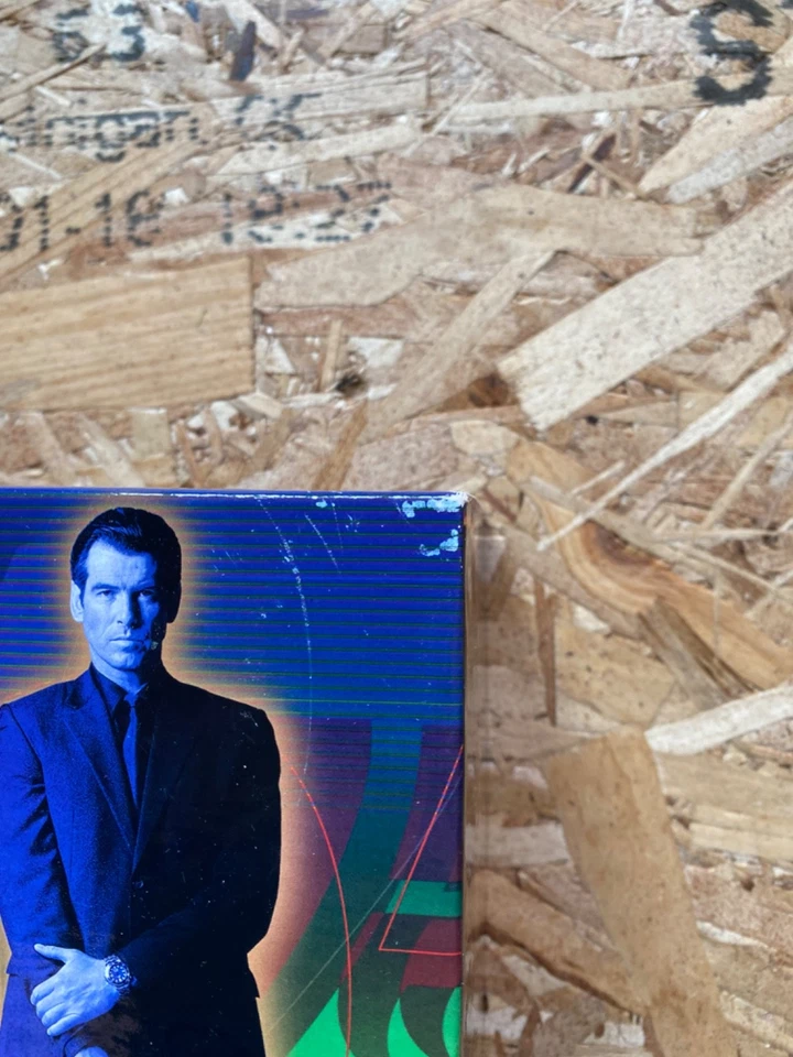 James Bond Collection 007 Gift Set - Vol. 1 (VHS, 1999, 7-Tape Set) - Image 2 of 4