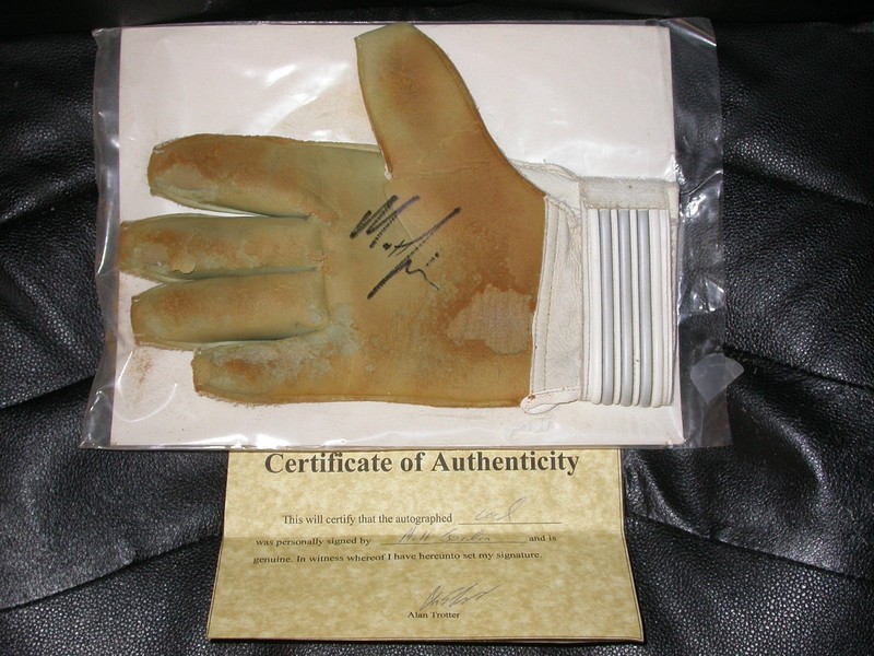 Matt Jordan FC Dallas Burn Signed/Auto'd Goalie Glove, 2xCOAs, MLS