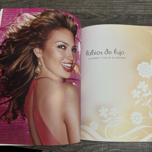 THALIA: BELLEZA Lessons in Lipgloss and Happiness By Ariadna Sodi Miranda - 第 3/4 張圖片