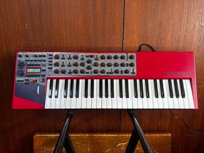 Nord Lead 3 49-Key 24-Voice Polyphonic Synthesizer w/ gig bag
