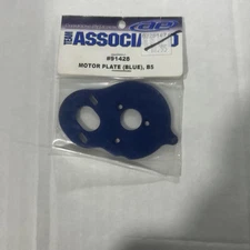Team Associated #91428 Motor Plate (Blue) B5 NIP
