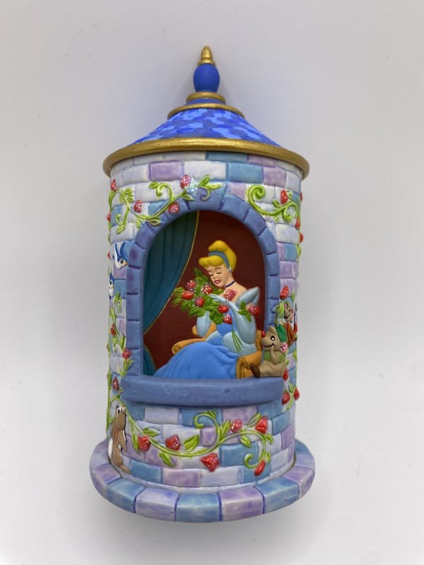 2006 Hallmark Keepsake- The Princess Tower Disney- NO BOX- READ