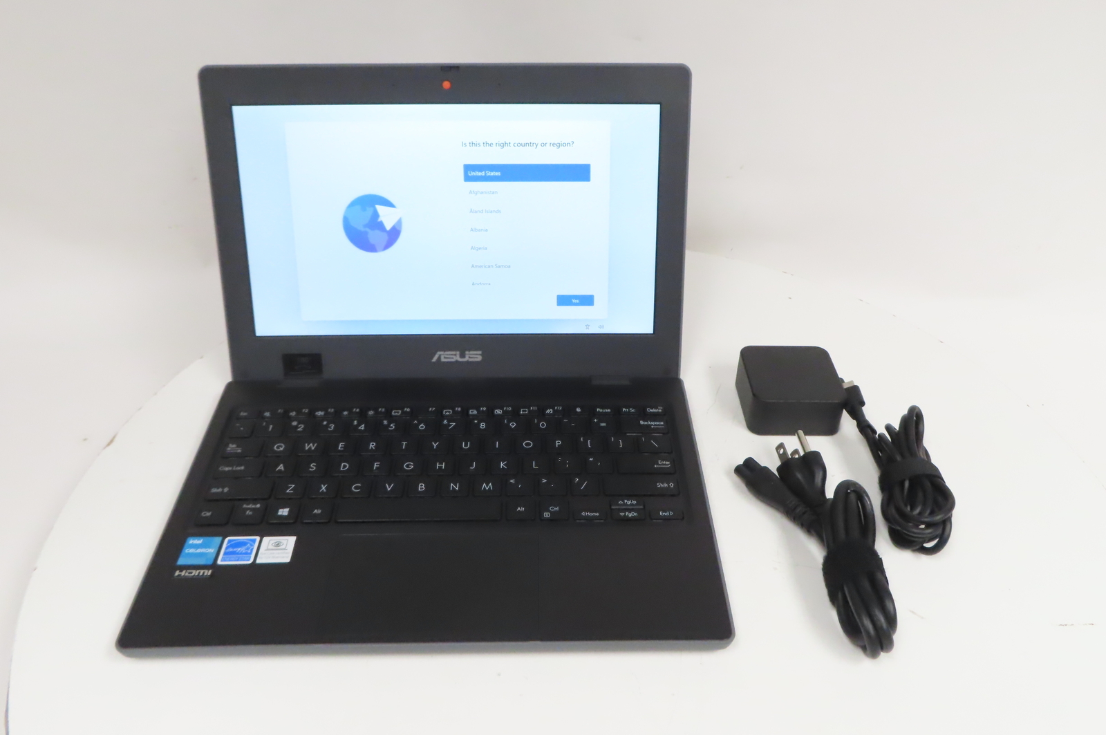 ASUS BR1100CKAXS04 Win 11 Celeron N4500 1.1 GHz 4GB RAM 128GB eMMC 11.