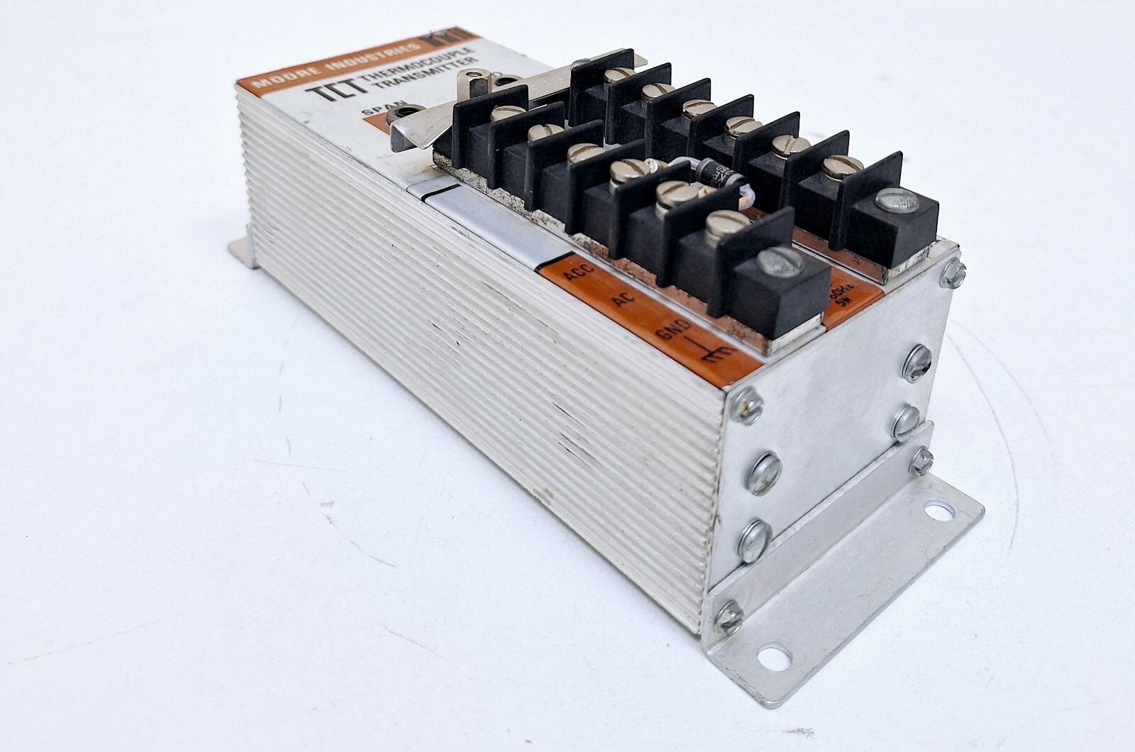 Moore Industries TCT Thermocouple Transmitter